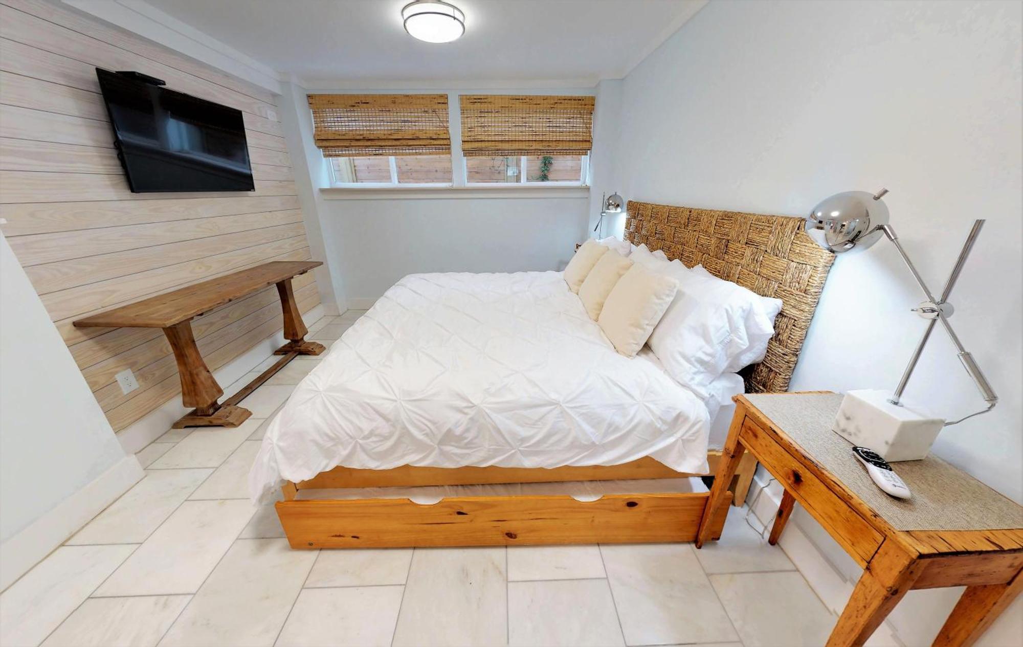Romantic Secret Garden - Marble Floors & Bath Dt Just 2 Blocks Beach Only 3 Miles 圣奥古斯丁 外观 照片
